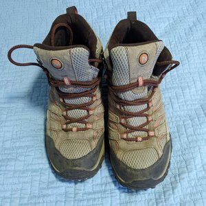 Merrell Women's Moab 2 Mid Waterproof Hiking Boot Size 9.5